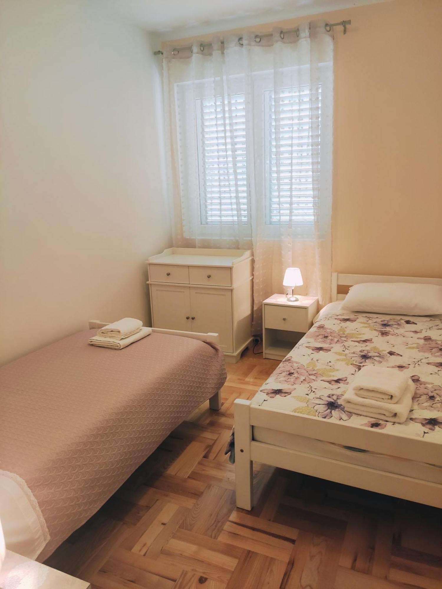 Siesta Apartments Šibenik Buitenkant foto