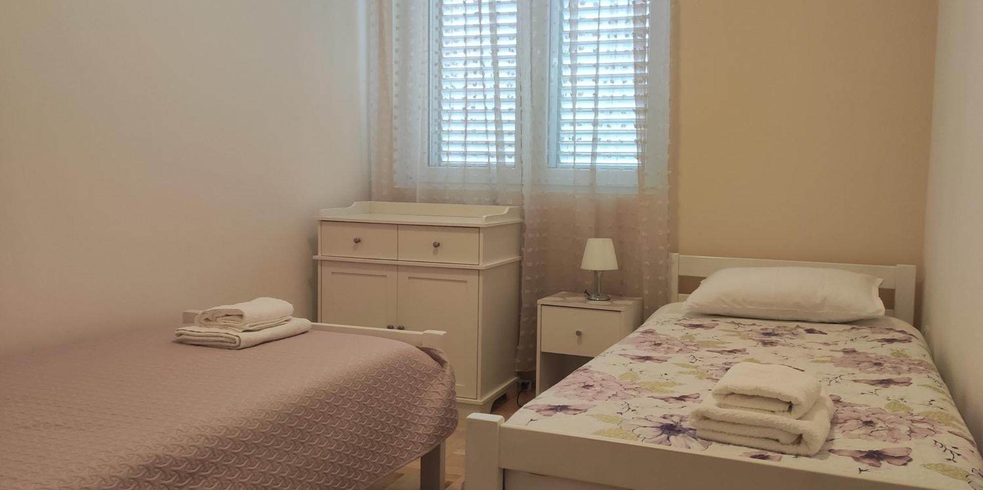 Siesta Apartments Šibenik Buitenkant foto